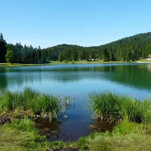 https://joli-appartement-au-coeur-doyonnax.hotels-rhonealpes.com